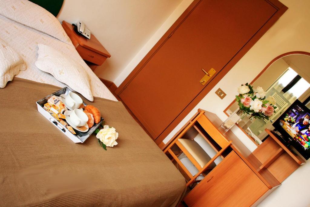 Hotel Aggravi Chianciano Terme Værelse billede